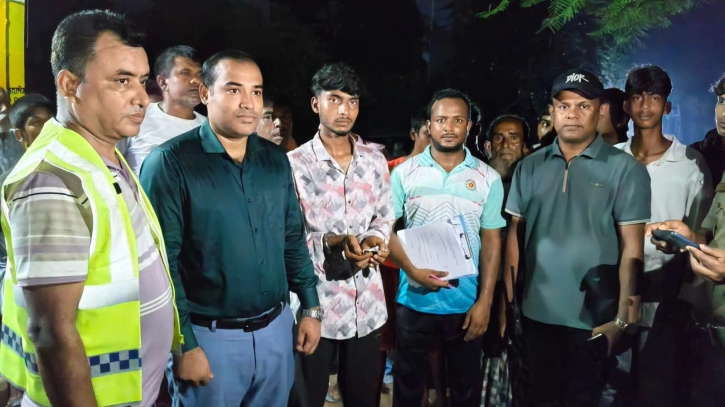 রাণীনগরে মাদক  সেবনের দায়ে যুবকের ৩ মাসের কারাদণ্ড
